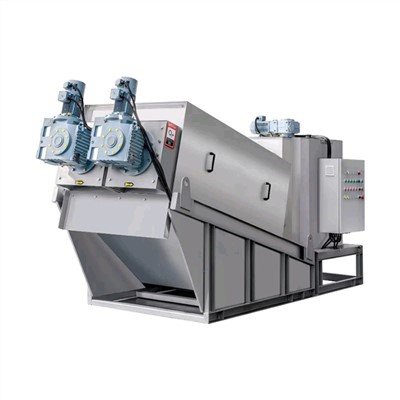 Disidratatore di fanghi con pressa a vite a spirale